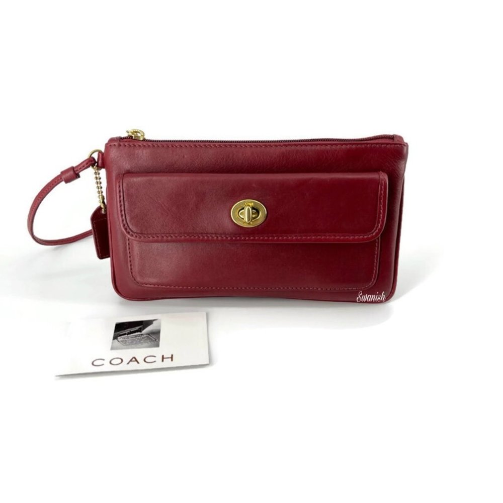Coach Red Leather Turn lock Slim Wristlet Wallet Maroon